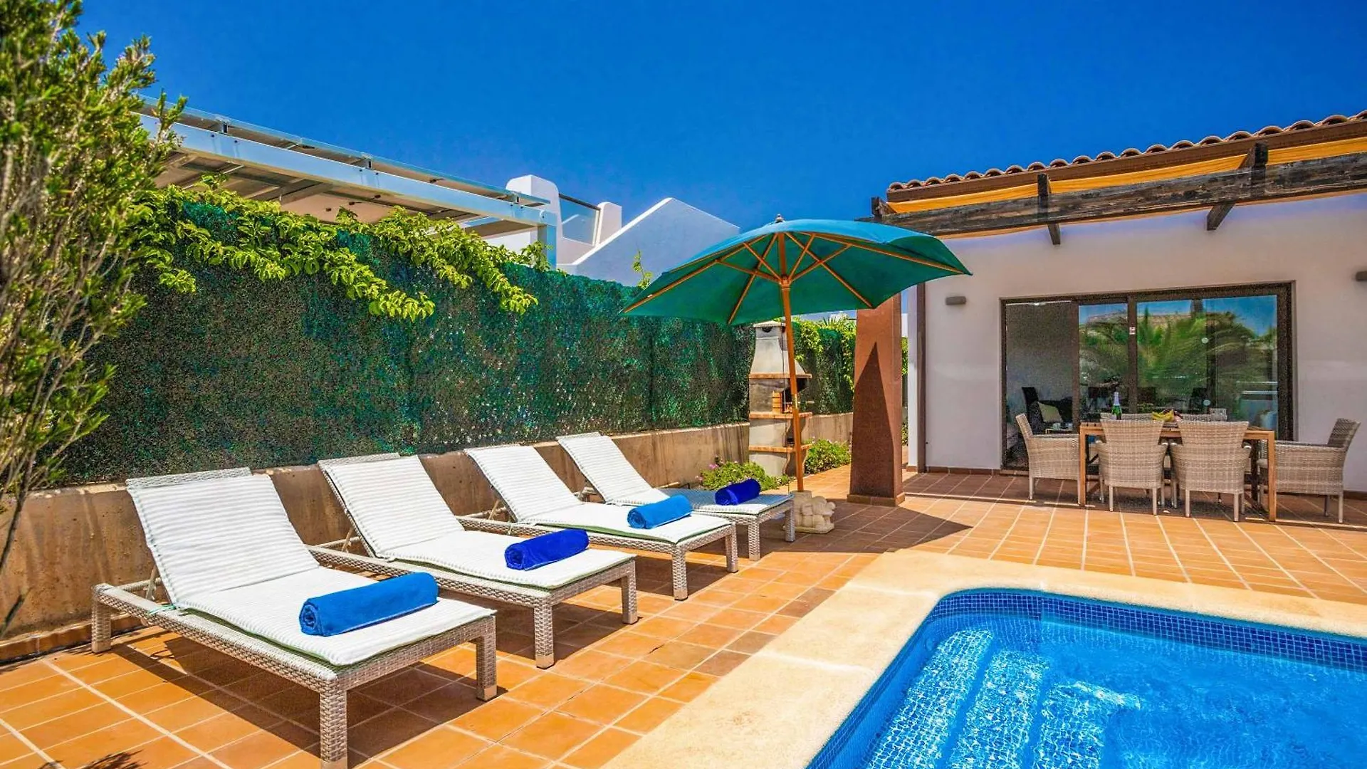 Villa Gardenia 칼레타데푸스테 스페인